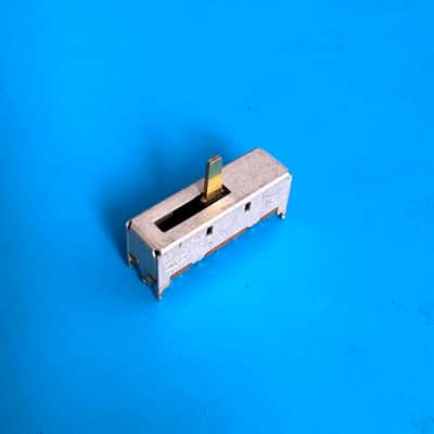YAMAHA PSR-40 Keyboard Replacement Part: Variation 3-Position Slider Switch