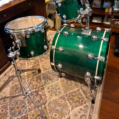 Premier Genista 1990s - Terra Verde Green image 2