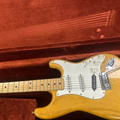 1975 Fender Stratocaster Natural Solid Body Electric Guitar, image 11