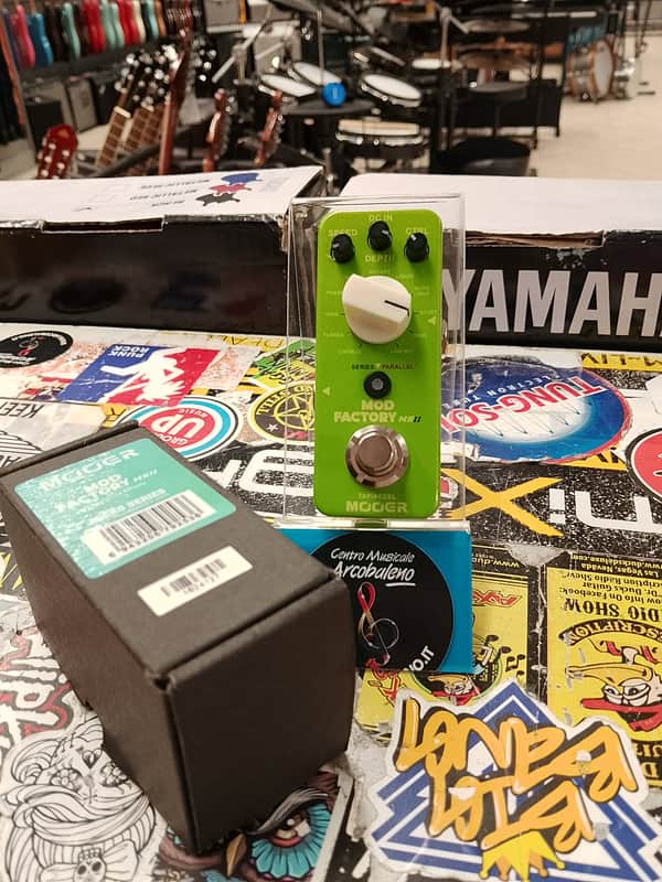Mooer Mod Factory MkII 2018 - Green image 1