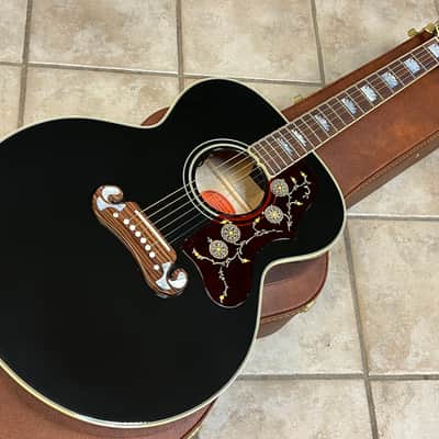 2025 Gibson Custom Elvis SJ-200 Ebony image 2