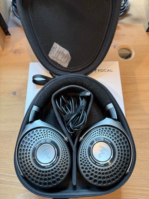 Focal Bathys Wireless Open Back headphones - Black image 1