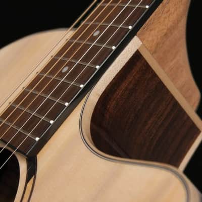 Washburn WLO20SCE | Woodline 20 Series Cutaway Orchestra with Electronics. New with Full Warranty! image 2