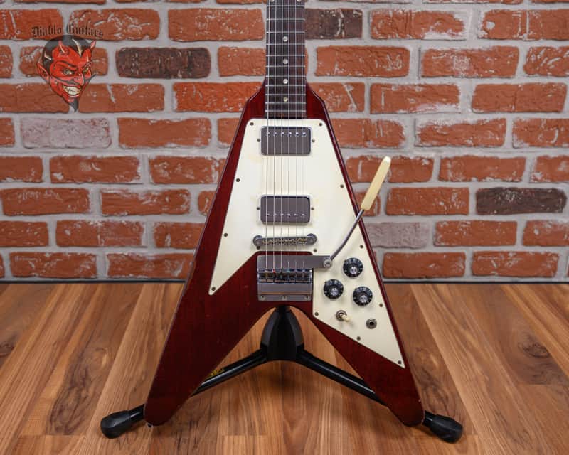 Gibson Flying V Cherry 1967 w/Hard Shell Case (Headstock Repair/Refret)
