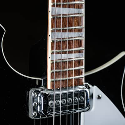2015 Rickenbacker 620 jetglo image 5