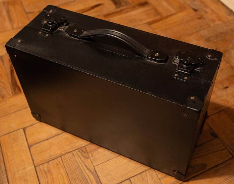 iko case 88hp 6u 2022 - black image 1