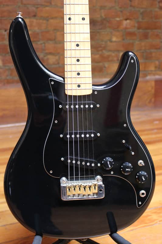 Washburn Force 3 1983 Black | Reverb