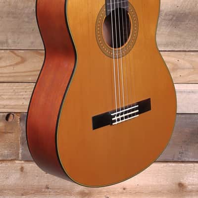 Yamaha CG122MCH Classical Acoustic Guitar Natural image 2