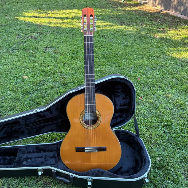 Ryoji Matsuoka 1980 Model 30 Cedar and Rosewood Classical Guitar image 1