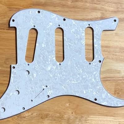 Stratocaster Pickguard, 11-Hole, 3-Ply Pearloid White image 1