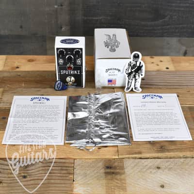 Mint Spaceman Effects Sputnik 1 Silicon Fuzz Pedal - White Edition image 7