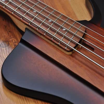 Dingwall D Roc 5 - Vintage Burst image 9