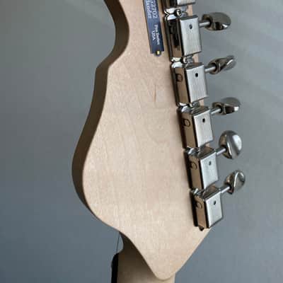Veritas Portlander Pro Series 2023 - Ash Wood White Mate image 16
