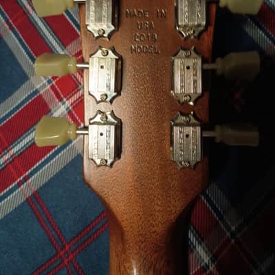 Gibson Les Paul Tribute 2018 Faded Honey Burst HH image 11