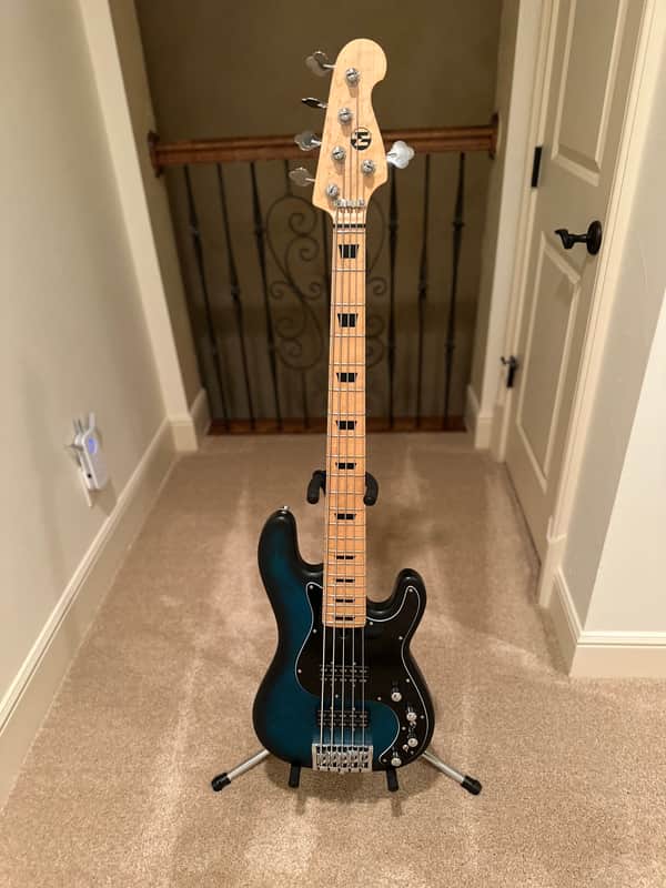 Marusczcyk Jake 5a 2019 - Blue Burst image 1