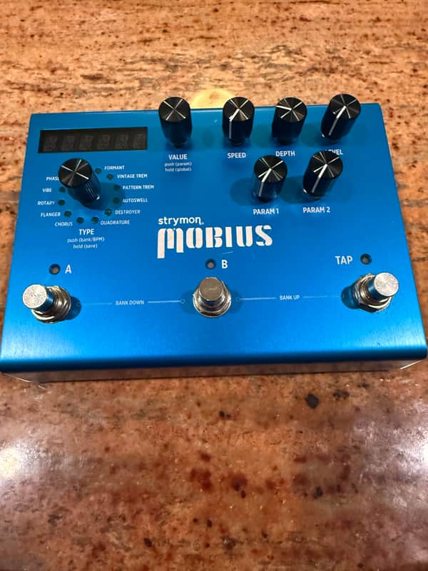 Strymon Mobius