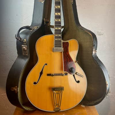Levin Solist 1952 - With original case image 15