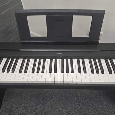 Yamaha P45 Digital Piano Inc Yamaha L85 Stand; Serial No BBCJ02693 | Second Hand image 3