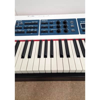 Dexibell VIVO S9 - Digital Piano - White - Like New w/ Power Supply, Original Box, Manuals image 5
