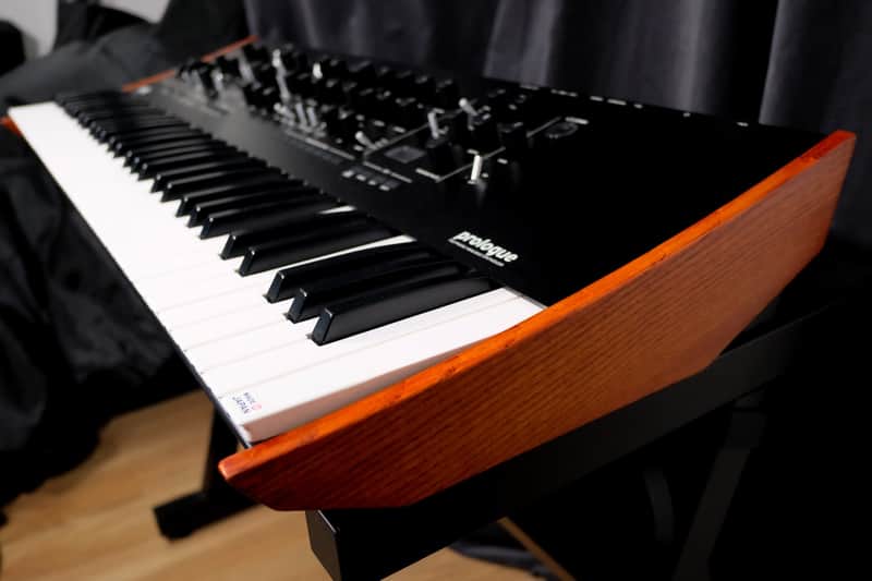 Korg Prologue 16 Polyphonic 61-Key 16-Voice Analog Synthesizer image 1
