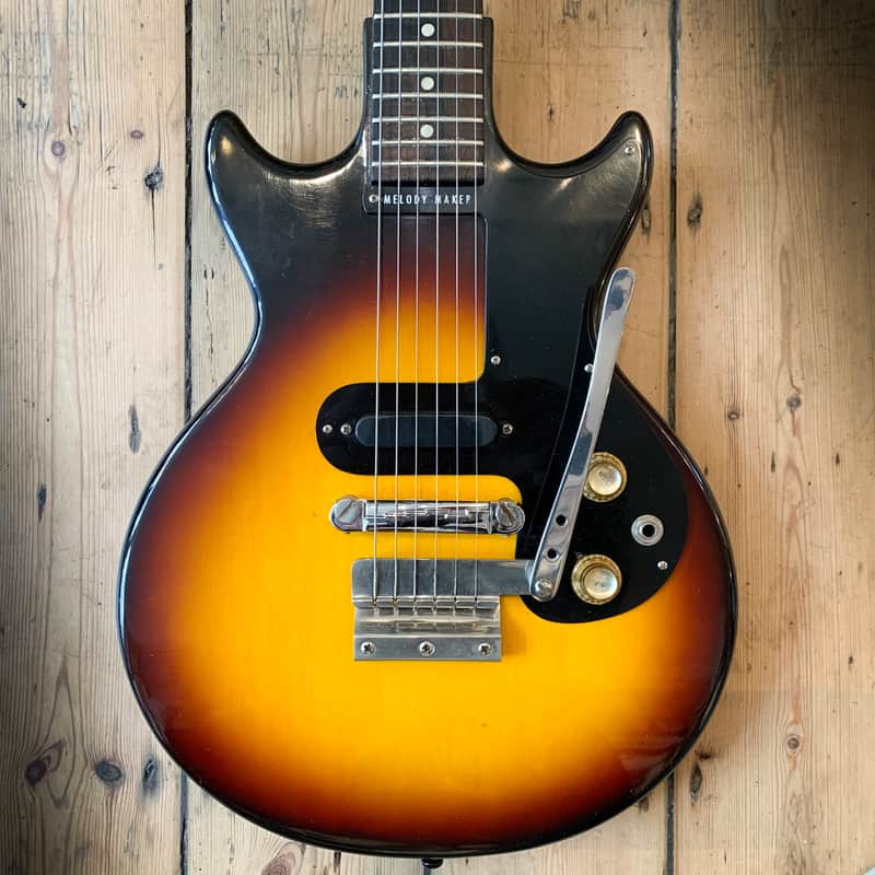 1963 Gibson Melody Maker in Sunburst finish & and soft shell case