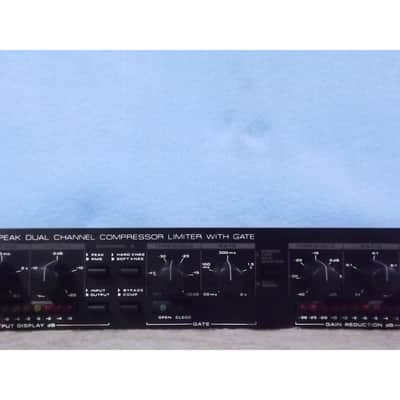 Alesis 3630 Dual-Channel Compressor / Limiter with Gate image 3