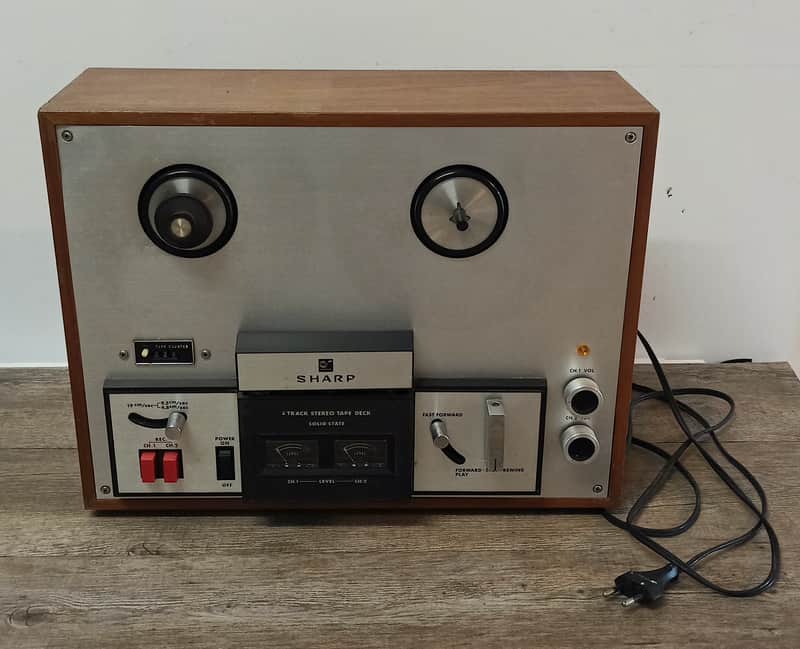 SHARP RD-712D Stereo Tape Deck Recorder image 1