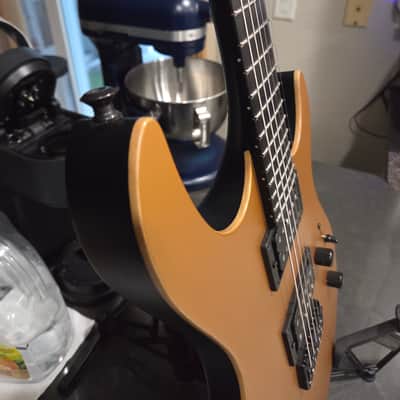 Carvin DC600H - 6 - Gold Top - Neck Thru image 3