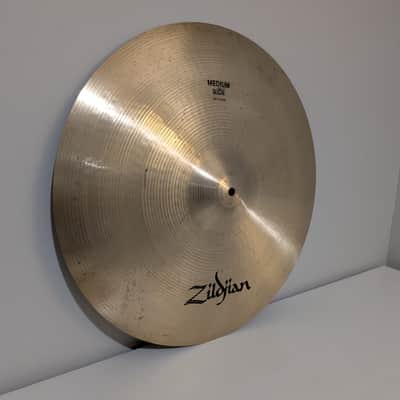 Zildjian 20" A Series Medium Ride Cymbal 1982 - 2012 - Traditional image 3
