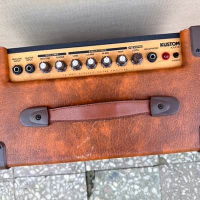 KUSTOM KAA16 Acoustic Guitar Combo Amplifier 16W 8-Inch Celestion Speaker image 6