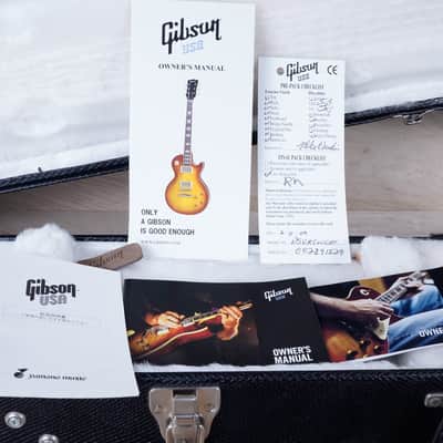 Gibson Flying V '67 Reissue 2009 Classic White Seymour Duncan PUs w/ OHSC, Paperwork image 3