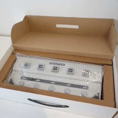 Apogee Gio USB Guitar Interface Controller – Boxed image 9