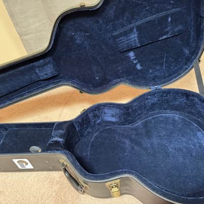 Peerless - Jumbo Archtop guitar case, Vintage 70's-90's image 15