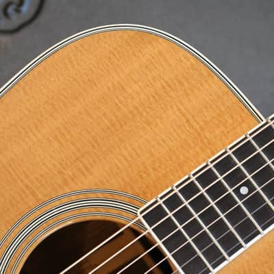 2010 Martin D-35 Dreadnought Acoustic Guitar Natural + OHSC image 3