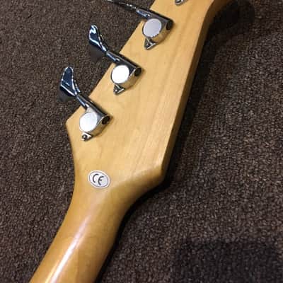 Epiphone Thunderbird 2006 Sunburst image 7
