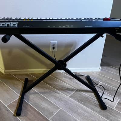 Ensoniq ESQ-1 Synthesizer with voice cartridge and original ESQ-1 Musicians Manual included image 9