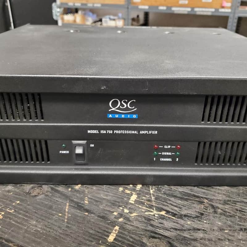 QSC ISA 750 Black