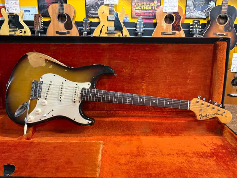 Fender Stratocaster with Rosewood Fretboard