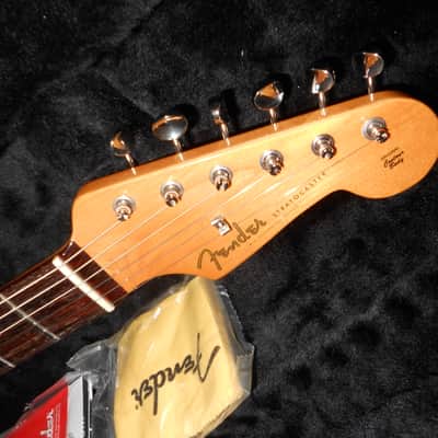 Fender 2007 60's Stratocaster build  Olympic White w/ American Original 65's and G&G case image 9