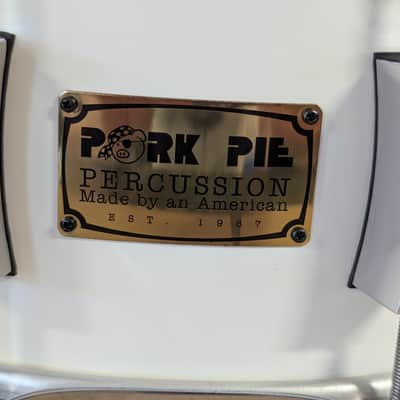Pork Pie 14x6 in mahogany/ Maple 10 lug snare drum 2012 - White image 2