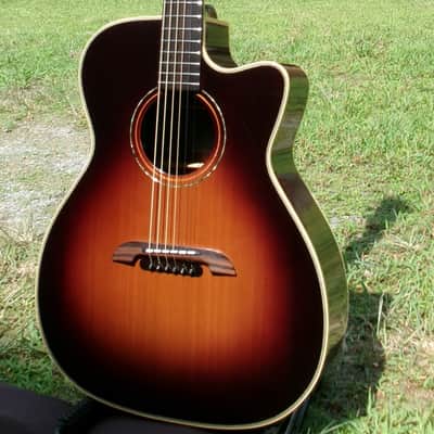 2011 K Yairi WY-1SB Electric Acoustic Guitar with cutaway+Hard Case etc. image 4