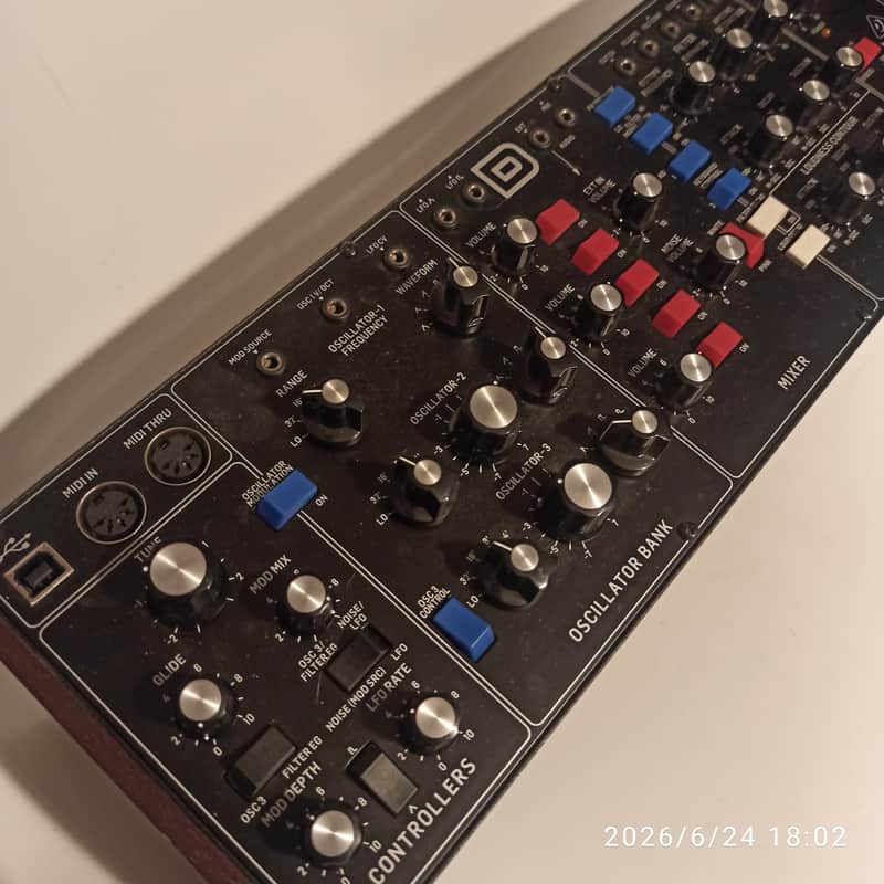 Behringer Model D image 1
