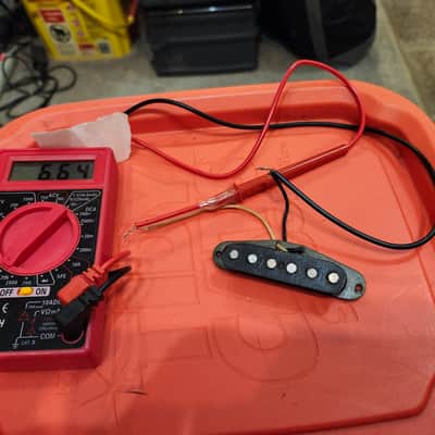 FENDER STRATOCASTER PICKUP 1982 grey bottom, rewound, meter reads 6.64 image 1