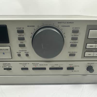 Panasonic SV-3700 Professional Digital Audio Tape Deck image 3