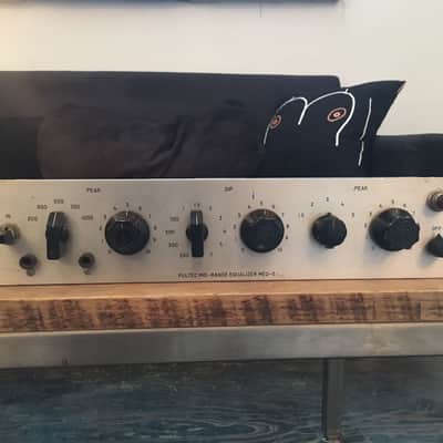 Pultec MEQ-5 Mid-Range Equalizer