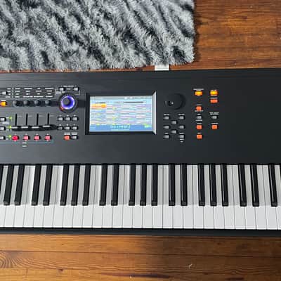 Yamaha MODX8+ 88-Key 16-Voice Synthesizer 2022 - Present - Black