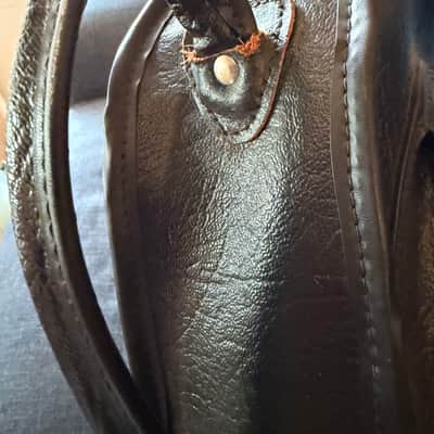 Victoria Luggage Fender Gig Bag 1963 - Leather image 9