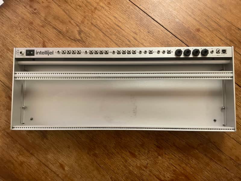 Intellijel 4U 104HP Palette Case