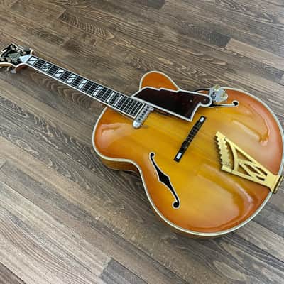 Original 1962 D'Angelico New Yorker - Sunburst image 4