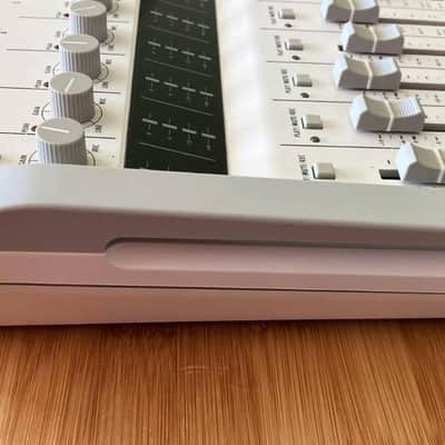 Zoom R16 USB Audio Interface Digital Multitrack Recorder Control Surface Excellent Condition Bild 5